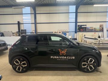 🟢⚫️ Nouvelle réalisation pour PuraVida Club ! ⚫️🟢

Marquage d’une Renault R5 noire en total covering, la petite sœur de la première, un choix plus discret...