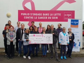 Publio remet un chèque de 1500€ au profit de Fonds Innoveo et @liguecontrelecancer dans le cadre de son opération Octobre Rose. 
#octobrerose...